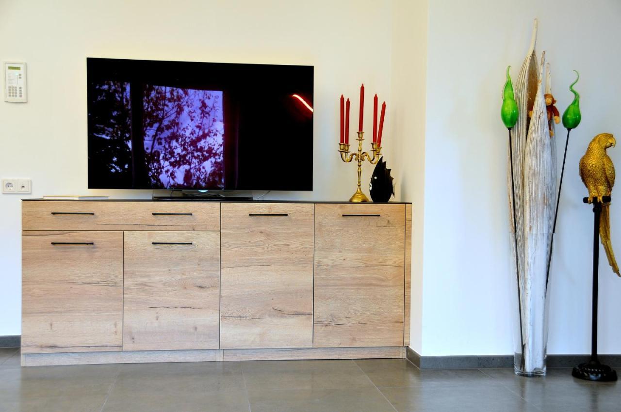מרלנגו Ruhige Ferienwohnung Mit Garten Und Garage In Privatvilla מראה חיצוני תמונה