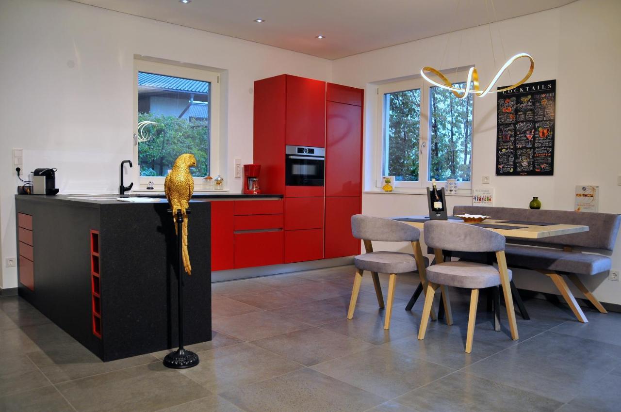 מרלנגו Ruhige Ferienwohnung Mit Garten Und Garage In Privatvilla מראה חיצוני תמונה